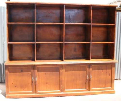 A STUNNING LARGE CABINET w/ 2 GOOD SIZE CUPBOARDS AND LOADS OF SPACE. GORGEOUS!!!