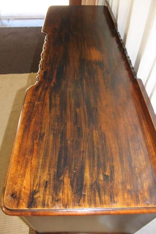 A MAGNIFICENT ANTIQUE STINKWOOD DOUBLE CUPBOARD 3-DRAWER DINING BUFFET SIDE SERVER