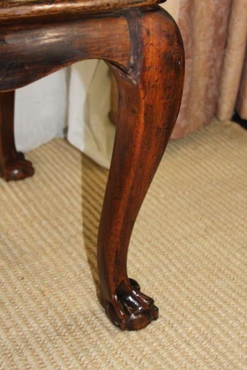 A MAGNIFICENT ANTIQUE STINKWOOD DOUBLE CUPBOARD 3-DRAWER DINING BUFFET SIDE SERVER