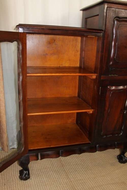 A BEAUTIFUL ANTIQUE SOLID IMBUIA BALL & CLAW DRINKS CABINET/ BUFFET SERVER IN AMAZING CONDITION