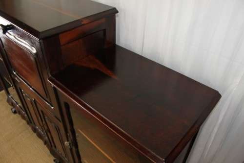 A BEAUTIFUL ANTIQUE SOLID IMBUIA BALL & CLAW DRINKS CABINET/ BUFFET SERVER IN AMAZING CONDITION