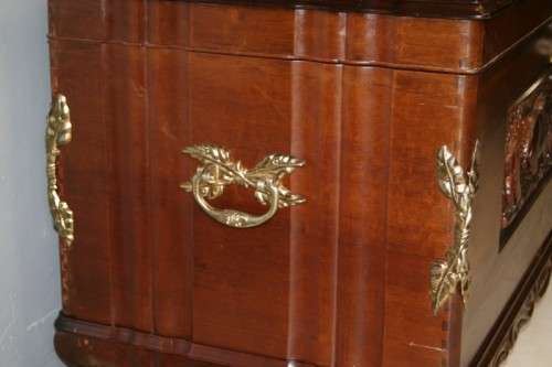 A SPECTACULAR LARGE ANTIQUE SOLID STINKWOOD WOODEN KIST WITH HEAVY BRASS EMBELLISHMENTS