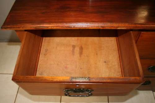 A TRULY BEAUTIFUL ANTIQUE SOLID OREGON PINE 5-DRAWER CHEST OF DRAWERS w/ A TRI-FOLDING VANITY MIRROR
