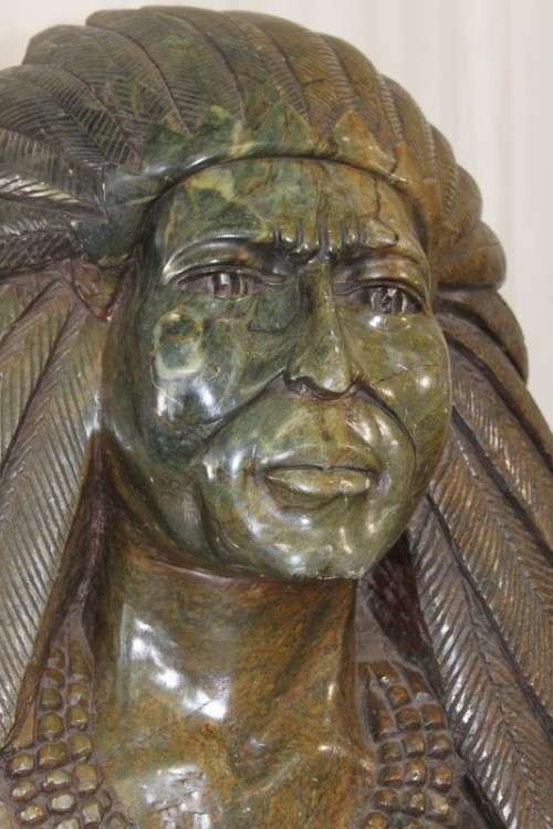 A MAGNIFICENT & UNIQUE HUGE HAND CARVED NATIVE AMERICAN INDIAN CHIEF GREEN OPAL STONE BUST SCULPTURE