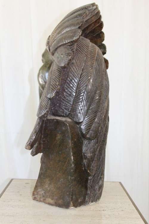 A MAGNIFICENT & UNIQUE HUGE HAND CARVED NATIVE AMERICAN INDIAN CHIEF GREEN OPAL STONE BUST SCULPTURE