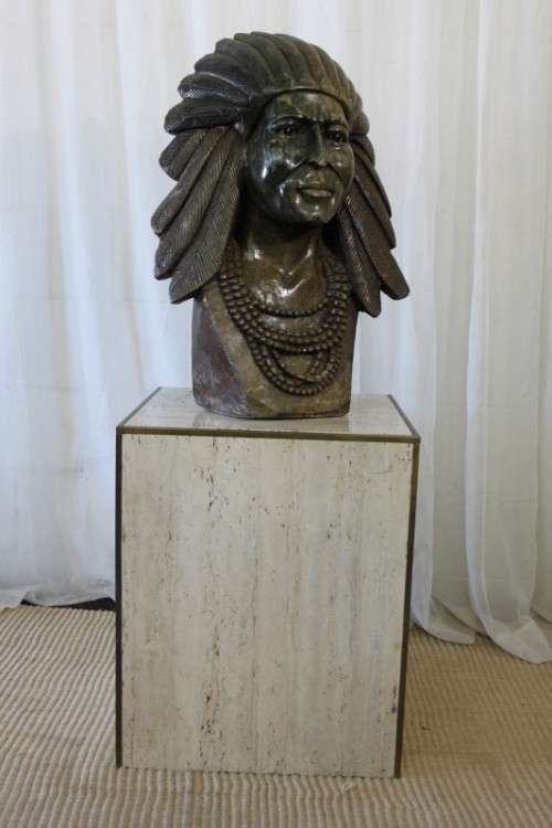 A MAGNIFICENT & UNIQUE HUGE HAND CARVED NATIVE AMERICAN INDIAN CHIEF GREEN OPAL STONE BUST SCULPTURE