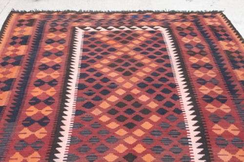 AN INCREDIBLE LARGE (3m x 1.96m) TURKISH KILIM CARPET w/ ORANGE, RUST, BROWN, BLACK & CREAM COLOURS