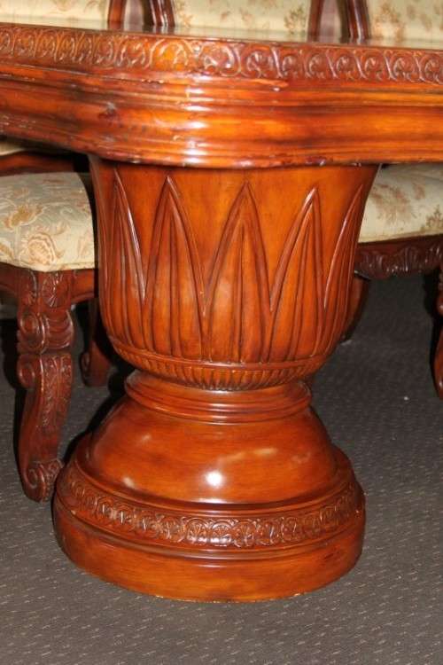 AN ABSOLUTELY STUNNING EXPENSIVE WALNUT AND WALNUT BURR 6 TO 10 SEATER EXTENDABLE DINING TABLE - WOW