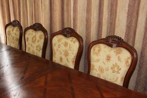 10x MAGNIFICENT TOP QUALITY CARVED WALNUT DINING CHAIRS INCLUDING 2x CARVERS bid/chair