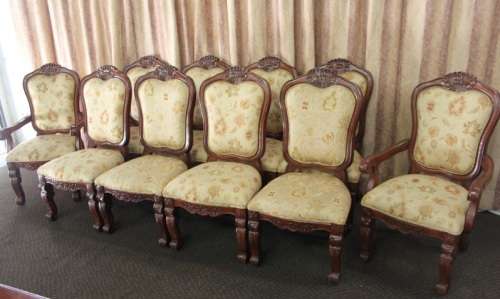10x MAGNIFICENT TOP QUALITY CARVED WALNUT DINING CHAIRS INCLUDING 2x CARVERS bid/chair