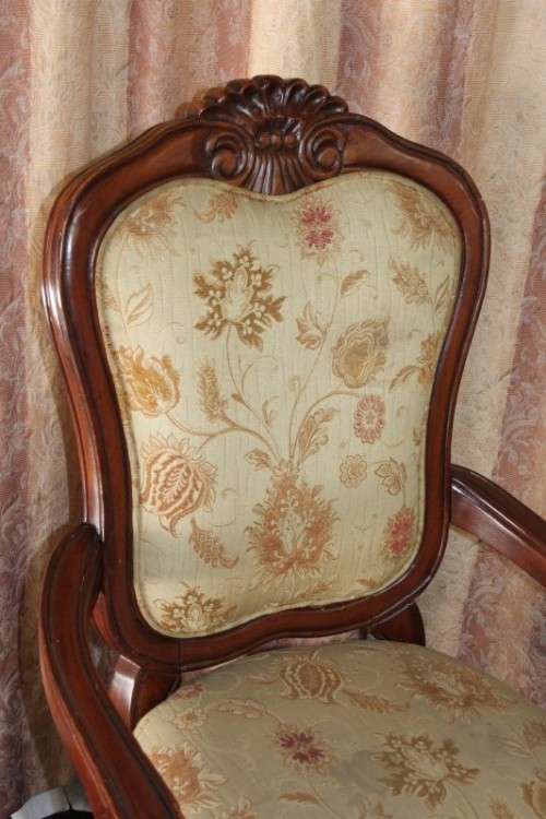 10x MAGNIFICENT TOP QUALITY CARVED WALNUT DINING CHAIRS INCLUDING 2x CARVERS bid/chair