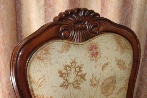 10x MAGNIFICENT TOP QUALITY CARVED WALNUT DINING CHAIRS INCLUDING 2x CARVERS bid/chair