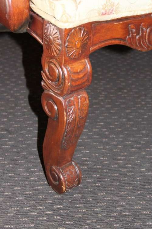 10x MAGNIFICENT TOP QUALITY CARVED WALNUT DINING CHAIRS INCLUDING 2x CARVERS bid/chair