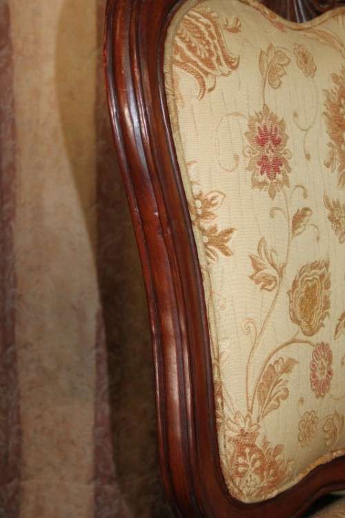 10x MAGNIFICENT TOP QUALITY CARVED WALNUT DINING CHAIRS INCLUDING 2x CARVERS bid/chair