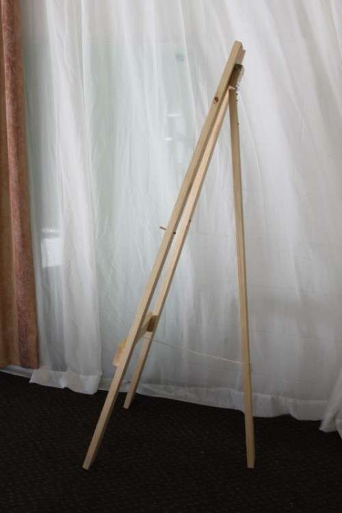 An awesome A-frame easel - perfect for displaying art or wedding table seating & more - RS17Sale