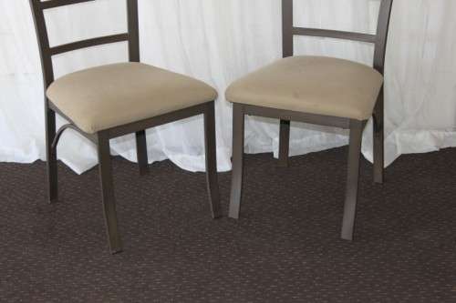 A stunning "All-Weather" patio table with bevelled glass top & 6x chairs with upholstered seats RS17