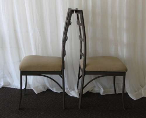 A stunning "All-Weather" patio table with bevelled glass top & 6x chairs with upholstered seats RS17