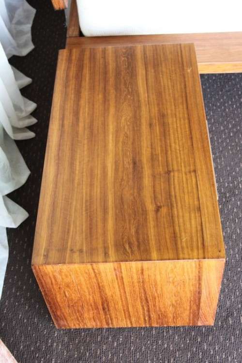 AN INCREDIBLE ORIGINAL WEYLANDTS TEAK BEDROOM SUITE INCLUDING PEDESTALS AND MATTRESS