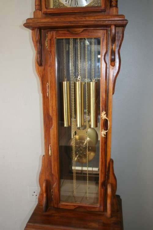 A MAGNIFICENT VINTAGE GERMAN MADE "TEMPUS FUGIT" GRANDFATHER CLOCK WITH A WESTMINSTER CHIME