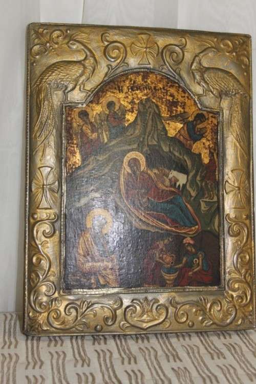 AN EXTREMELY RARE RUSSIAN RELIGIOUS ICON "NATIVITY SCENE" WITH SPECTACULAR ARTWORK