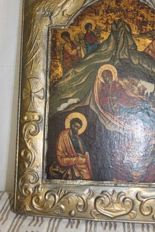 AN EXTREMELY RARE RUSSIAN RELIGIOUS ICON "NATIVITY SCENE" WITH SPECTACULAR ARTWORK