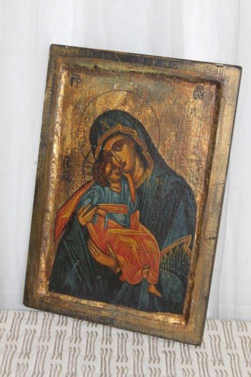 A SUPERB RARE RUSSIAN ORTHODOX RELIGIOUS ICON "MADONNA AND CHILD" WITH SPECTACULAR ARTWORK