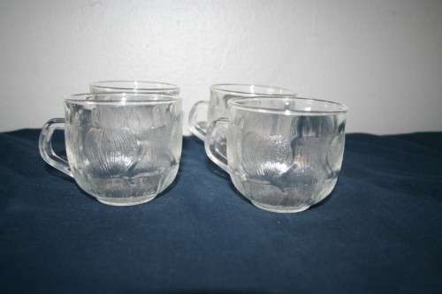 AN AWESOME COLLECTION OF 10 x FRENCH MADE ARCOROC "FLEUR" PATTERN PUNCH CUPS IN FABULOUS CONDITION