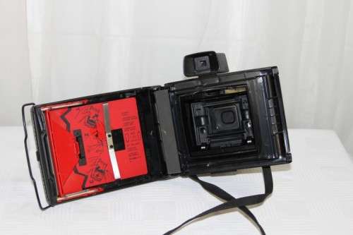 AN AWESOME VINTAGE (c1970's) POLAROID MODEL EE44 CAMERA IN GREAT CONDITION