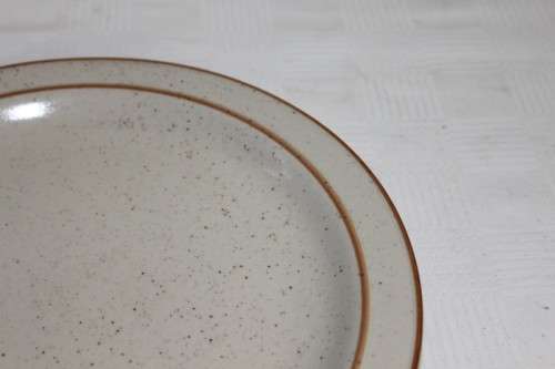 7x AWESOME SOUTH AFRICAN MADE CONTINENTAL STONEWARE DINNER PLATES IN GREAT CONDITION