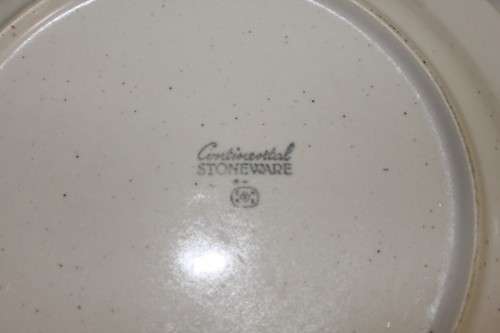 8x FABULOUS SOUTH AFRICAN MADE CONTINENTAL STONEWARE SIDE/ CAKE PLATES IN GREAT CONDITION