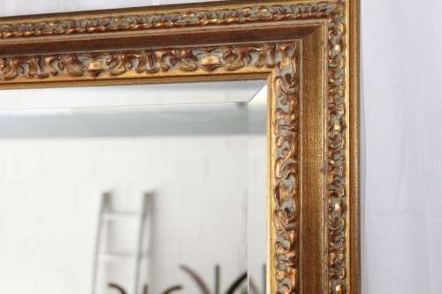 A SPECTACULAR LARGE ORNATE GOLD GILDED BEVELLED GLASS WALL MIRROR IS SUPERB CONDITION