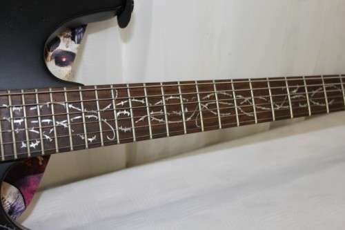 A SUPERB VENSON "CUSTOM" ELECTRIC GUITAR IN AWESOME CONDITION - JUST SERVICED AND NEW STRINGS