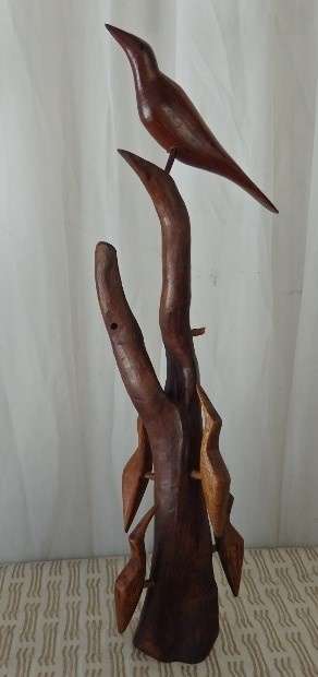 A STUNNING **JOB LOT** OF ASSORTED WOODEN CARVINGS INCLUDING A GENUINE TEAK ELEPHANT WOODEN CARVING