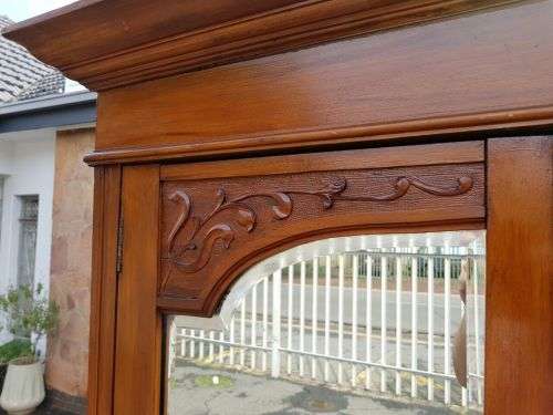AN AWESOME ANTIQUE DOUBLE-DOOR GENTLEMAN'S (JONGMANS KAS) WARDROBE WITH BEVELLED MIRRORS & A DRAWER
