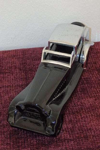A FANTASTIC RARE VINTAGE COLLECTABLE GLASS "AVON MEN" "1927 BUGATTI" CAR AFTERSHAVE DECANTER