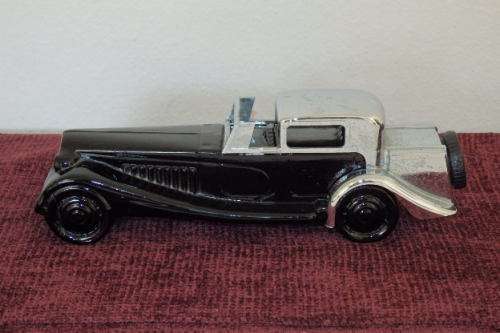 A FANTASTIC RARE VINTAGE COLLECTABLE GLASS "AVON MEN" "1927 BUGATTI" CAR AFTERSHAVE DECANTER