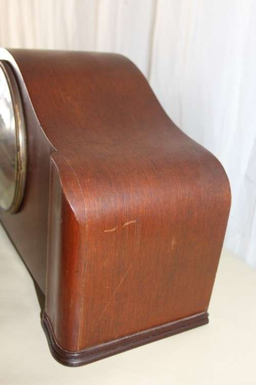 AN EXQUISITE ANTIQUE (c1930 TO 1940) "UNCO" ART DECO MANTLE CLOCK IN WORKING CONDITION