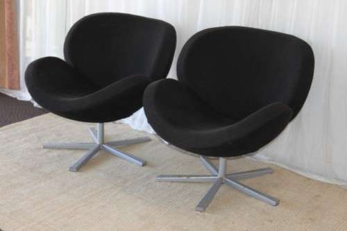 TWO INCREDIBLE RARE VINTAGE MID CENTURY BLACK "COCKTAIL" CLUB CHAIRS IN STUNNING CONDITION bid/chair