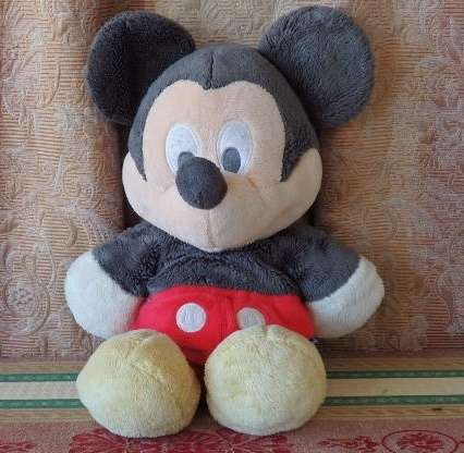FOUR GORGEOUS "DISNEY" CHARACTER FLUFFY TOYS IN AN INCREDIBLE CONDITION bid/toy
