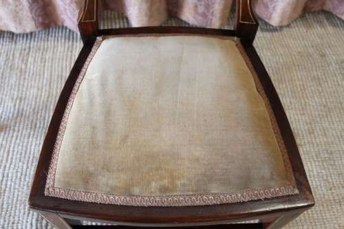 TWO EXQUISITE ANTIQUE EDWARDIAN OCCASIONAL CHAIRS WITH GORGEOUS MARQUETRY INLAY DETAILING bid/chair