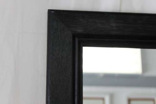 A FANTASTIC (LARGE 1.285m) FRAMED WALL MIRROR WITH A HANGING BRACKET ON THE BACK