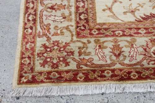 A MAGNIFICENT LARGE (3.04m x 2.3m) TRADITIONAL AFGHAN CHOBI PERSIAN CARPET IN STUNNING CONDITION