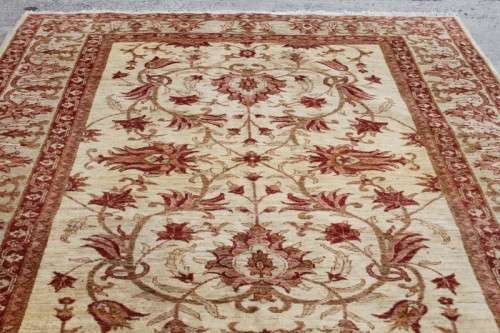 A MAGNIFICENT LARGE (3.04m x 2.3m) TRADITIONAL AFGHAN CHOBI PERSIAN CARPET IN STUNNING CONDITION