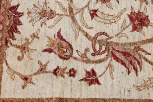 A MAGNIFICENT LARGE (3.04m x 2.3m) TRADITIONAL AFGHAN CHOBI PERSIAN CARPET IN STUNNING CONDITION
