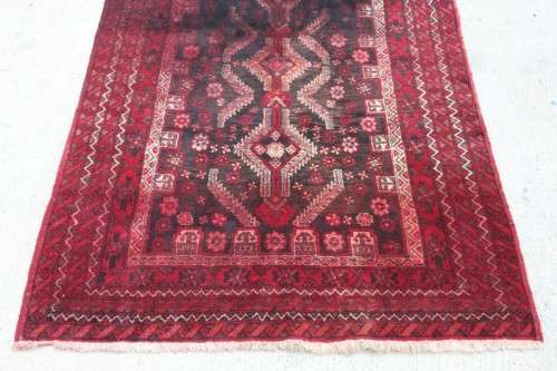 A GORGEOUS VINTAGE PERSIAN "AFGHAN" CARPET (2m x 1.1m) WITH A TRADITIONAL DEEP RED COLOURS & STYLING