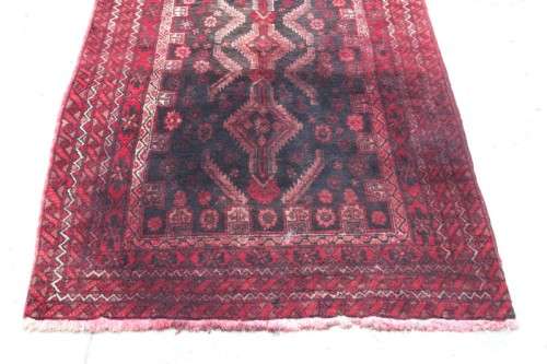 A GORGEOUS VINTAGE PERSIAN "AFGHAN" CARPET (2m x 1.1m) WITH A TRADITIONAL DEEP RED COLOURS & STYLING