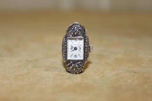 A STUNNING & RARE VINTAGE ART DECO MARCASITE ADORNED SWISS MADE "HUGUENIN" LADIES COCKTAIL WATCH