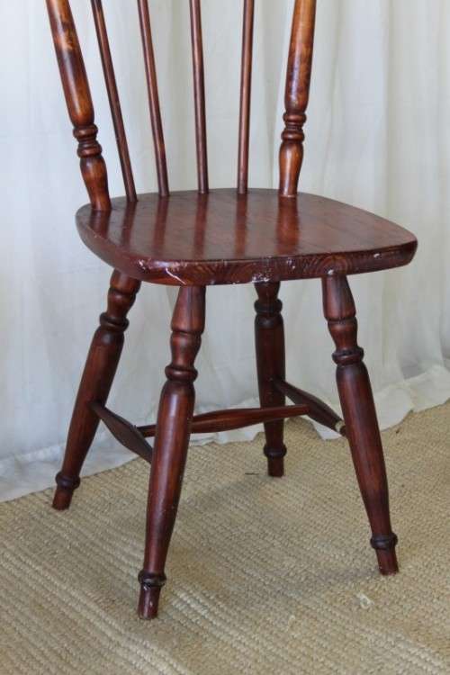 TWO AWESOME WOODEN OCCASIONAL CHAIRS WITH TURNED LEGS AND BACKREST SUPPORTS bid/chair