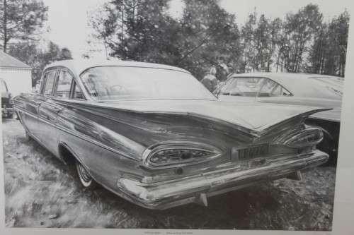 A WONDERFUL SIGNED LIMITED EDITION PRINT (No. 225 OF 500) OF A 1959 CHEV BELAIR BY DEAN SIMON