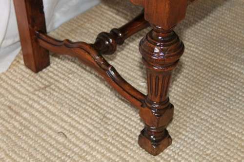 A SPECTACULAR AND RARE ANTIQUE EDWARDIAN WALNUT DRINKS CABINET WITH INCREDIBLE CARVED DETAILING